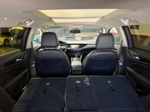 2018 Buick Regal TourX Essence