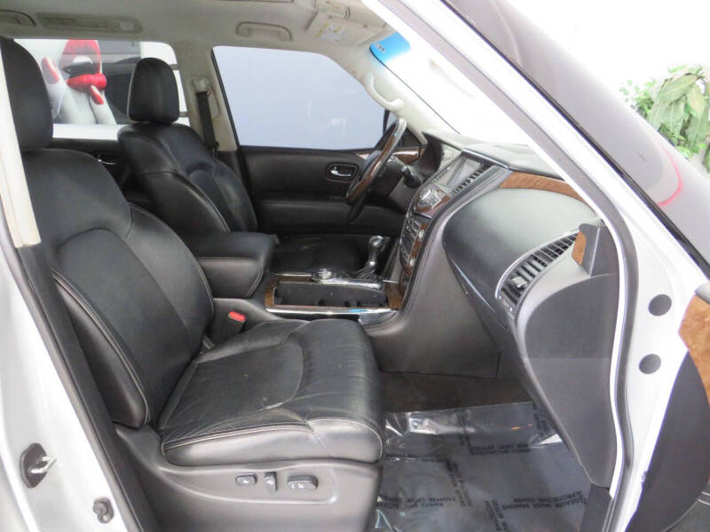 2015 Infiniti QX80