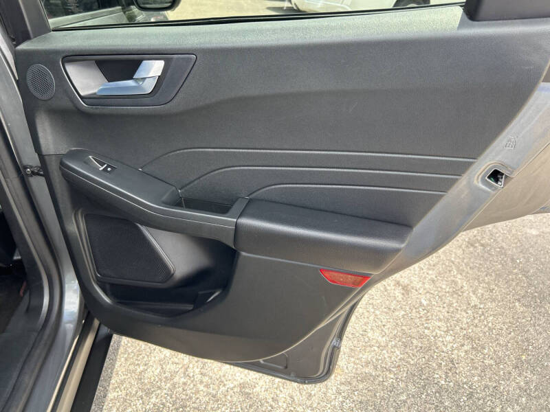 2023 Ford Escape ST-Line Elite