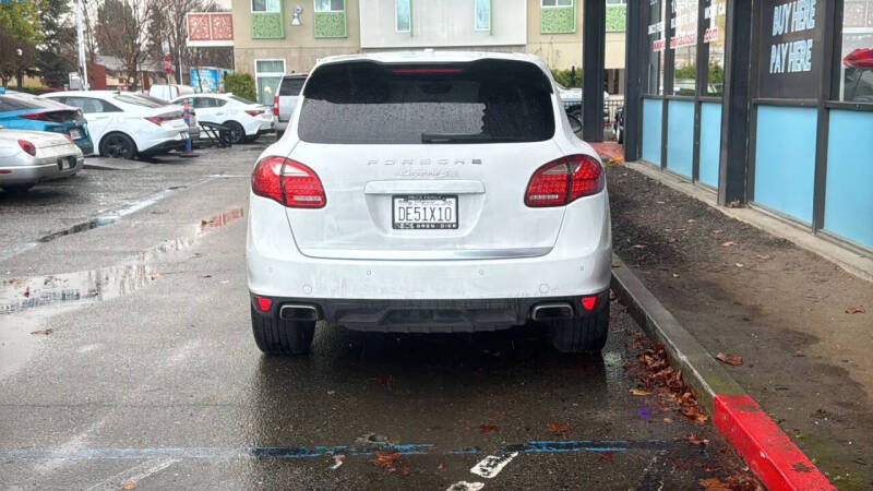 2014 Porsche Cayenne S