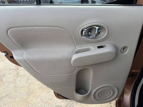 2011 Nissan cube