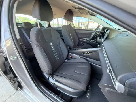 2023 Hyundai Elantra