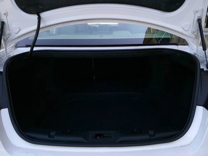 2016 Ford Taurus SEL
