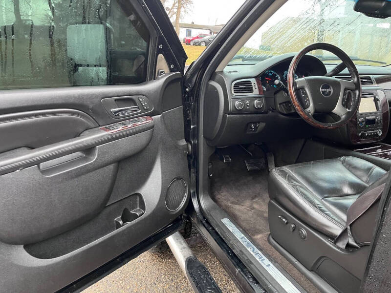 2011 GMC Sierra 2500HD Denali