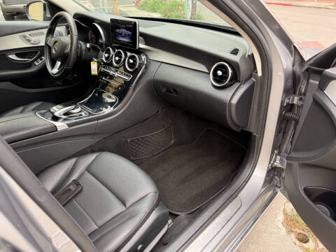 2015 Mercedes-Benz C-Class C 300
