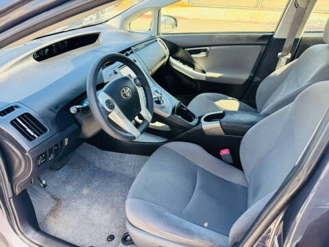 2012 Toyota Prius Three