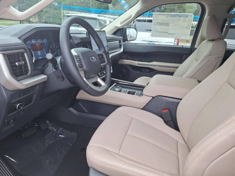 2024 Ford Expedition MAX XLT
