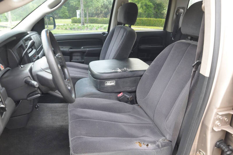 2004 Dodge Ram 1500 SLT