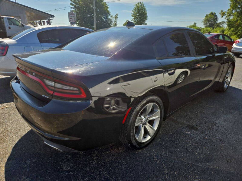 2016 Dodge Charger SXT