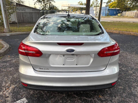 2015 Ford Focus SE
