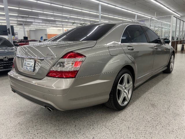 2009 Mercedes-Benz S-Class S 550 4MATIC