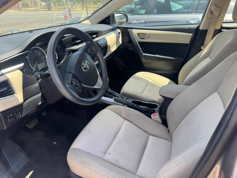 2015 Toyota Corolla LE