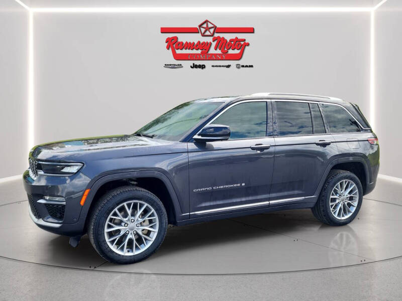 2022 Jeep Grand Cherokee Summit