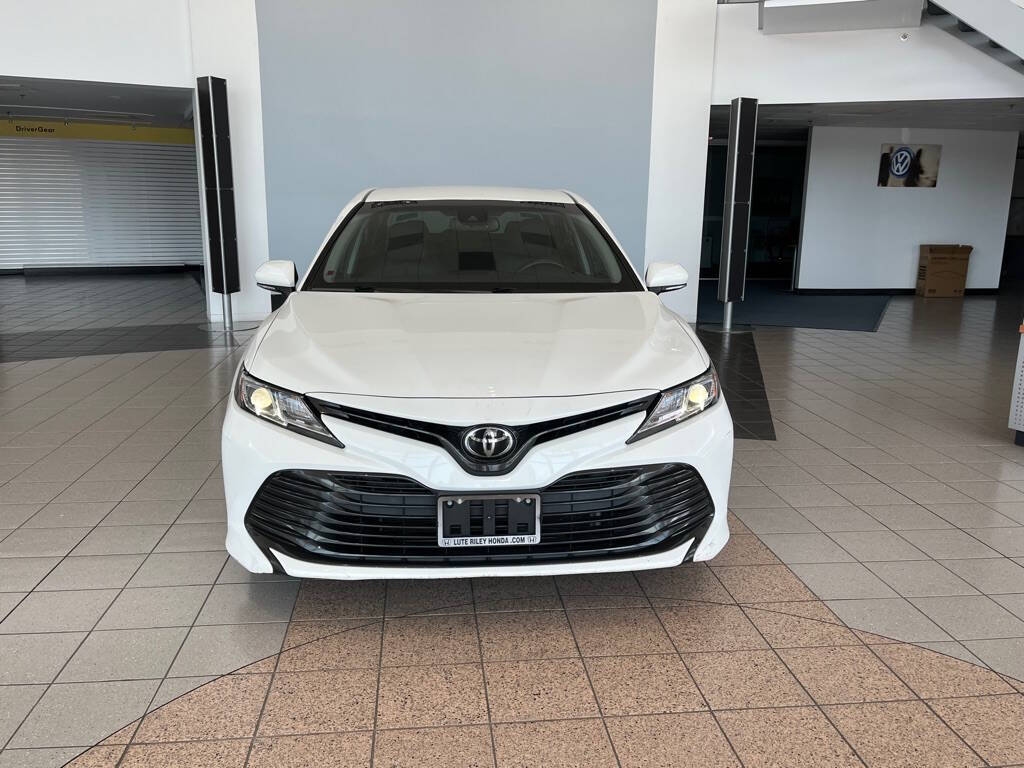 2018 Toyota Camry for sale at Auto Haus Imports in Grand Prairie, TX