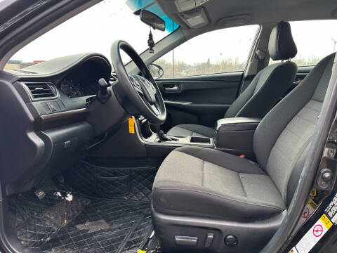 2015 Toyota Camry LE