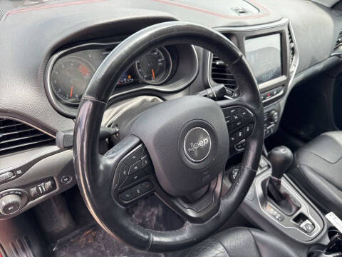 2019 Jeep Cherokee Trailhawk