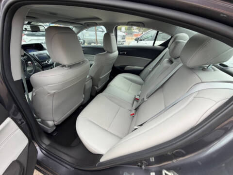 2017 Acura ILX w/Premium