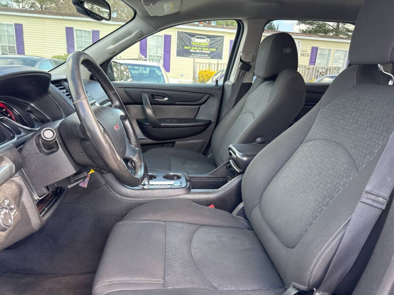 2016 GMC Acadia SLE-2