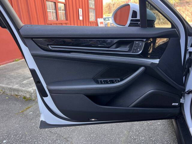 2025 Porsche Panamera