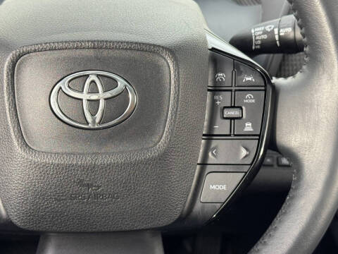 2024 Toyota bZ4X XLE