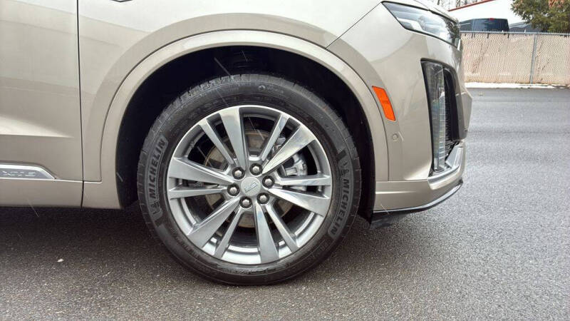 2022 Cadillac XT6 Premium Luxury