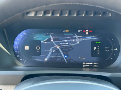 2026 Volvo XC90 T8 Plus 7P