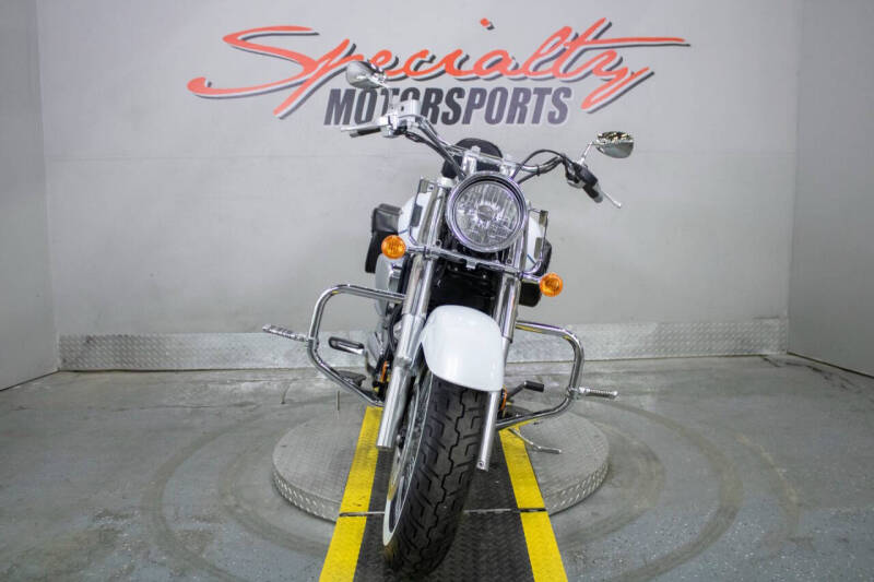 2023 Suzuki Boulevard C50T
