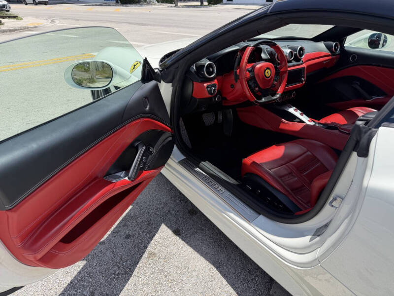 2015 Ferrari California T