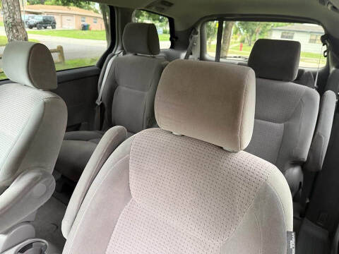 2006 Toyota Sienna CE 7 Passenger