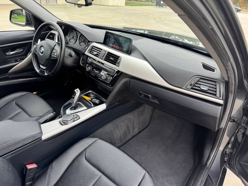 2016 BMW 3 Series 320i