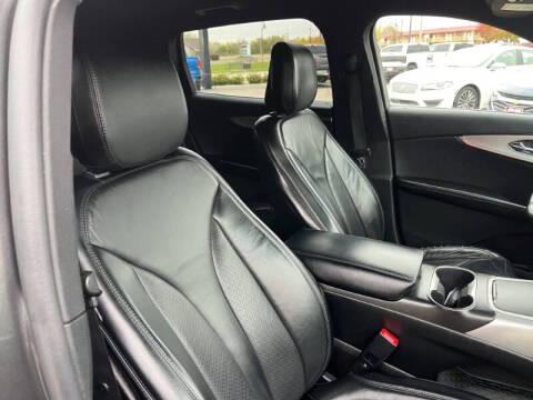 2020 Lincoln Nautilus Standard