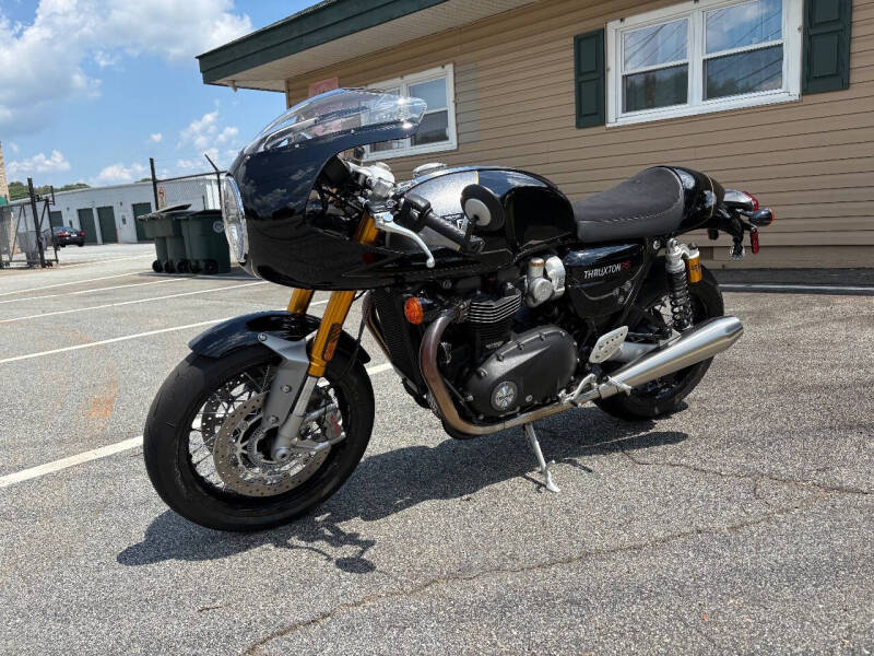 2024 Triumph Thruxton