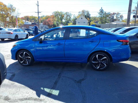 2024 Nissan Versa SR