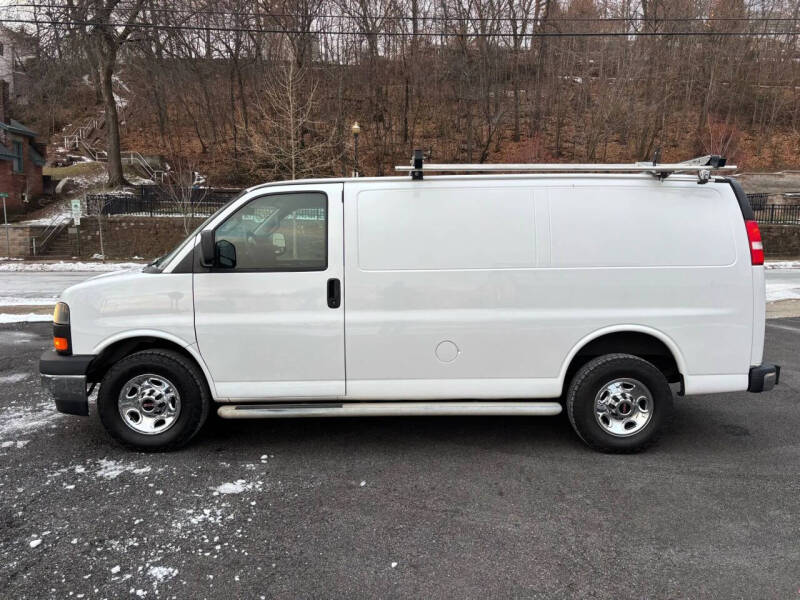 2017 GMC Savana 2500