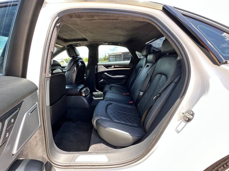 2012 Audi A8 quattro