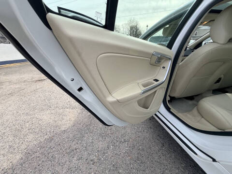 2015 Volvo S60 T5 Drive-E Premier