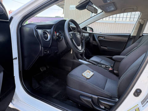 2017 Toyota Corolla LE