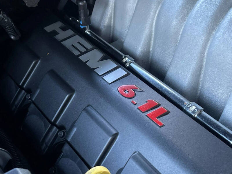 2006 Chrysler 300 SRT-8