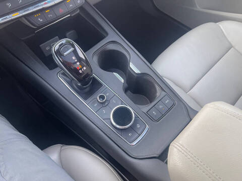 2021 Cadillac XT4 Premium Luxury