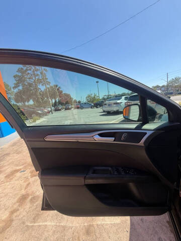 2019 Ford Fusion SE