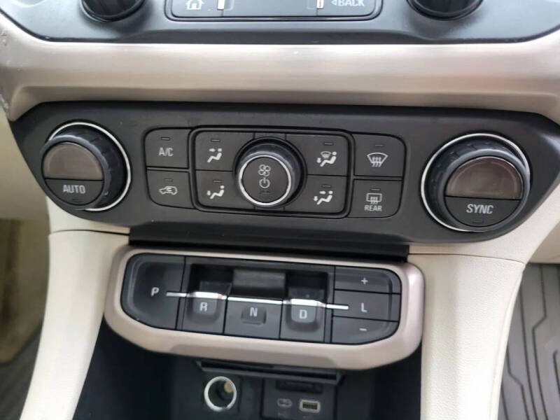2020 GMC Acadia Denali