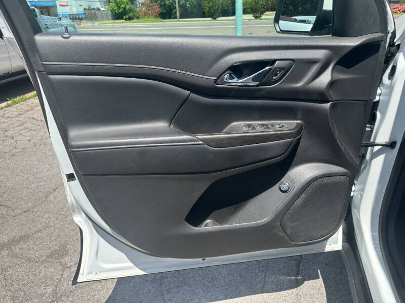2020 GMC Acadia SLT
