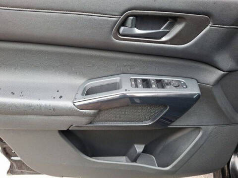 2023 Nissan Pathfinder SV