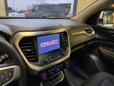 2022 GMC Acadia SLE