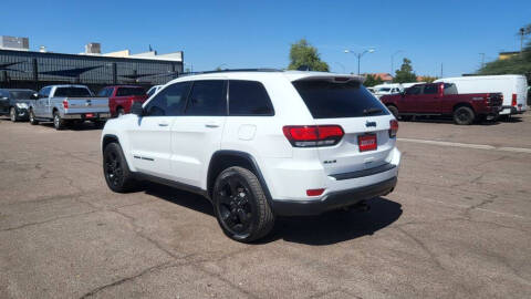 2019 Jeep Grand Cherokee Laredo