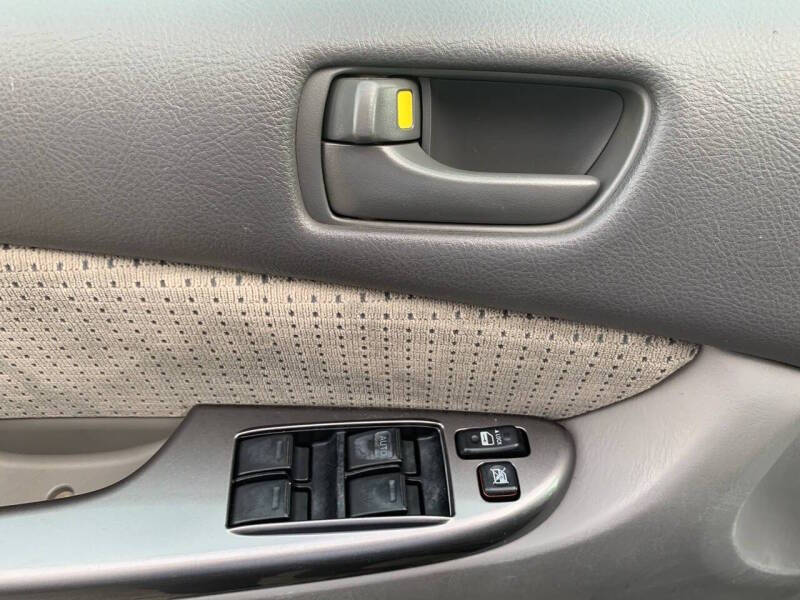 2009 Toyota Sienna LE 7-Passenger