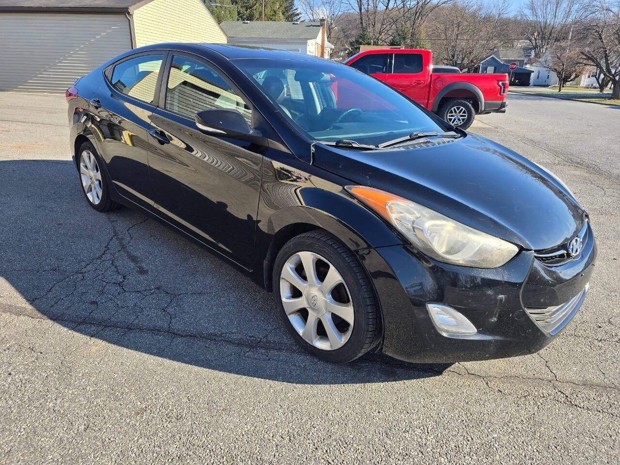 2011 Hyundai ELANTRA for sale at QUEENSGATE AUTO SALES in York, PA