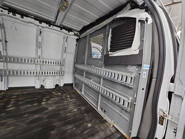 2017 Chevrolet Express 2500