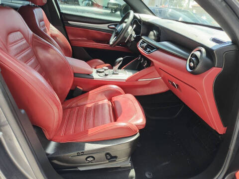 2019 Alfa Romeo Stelvio Ti