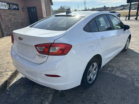 2018 Chevrolet Cruze LS Auto